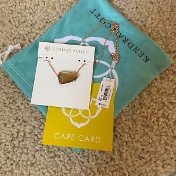 NWT Kendra Scott necklace - Picture 2 of 2